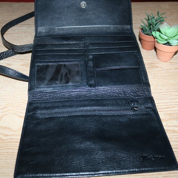 Brighton black leather clutch - Picture 5 of 6